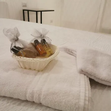 住宿加早餐酒店 Al Cortile 雷焦卡拉布里亚